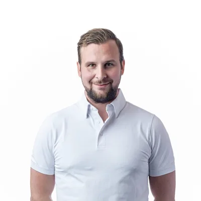 Porträtt av Marcus Huld, Affärsutveckling, försäljning och teknisk support i norra Stockholm och Mälardalen samt för bostadsrättsföreningar och fastighetsbolag i hela landet
